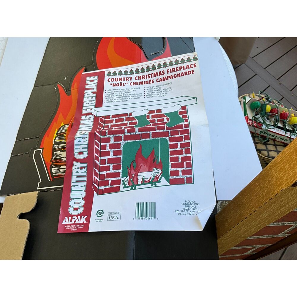 Vintage Country Christmas Fireplace Alpak 1995 Cardboard fireplace NOS
